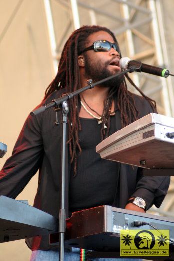 Morgan Heritage (Jam) 21. Summer Jam Festival, Fuehlinger See Koeln - Red Stage 15. Juli 2006 (13).jpg